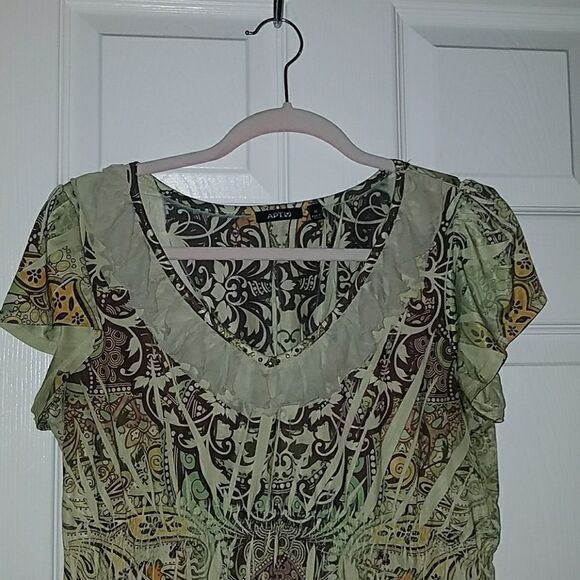 Apt 9 cinched waist top Sz.M EUC. - Picture 2 of 5